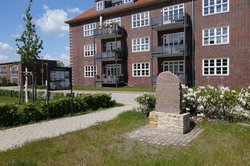 Gedenkstein für den Monarchen Wilhelm I. auf dem Anne-Frank-Platz im Wohnquartier Neu-Donnerschwee. Foto: Stadt Oldenburg