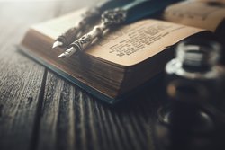 Kalligrafiearbeiten, historische Dokumente und traditionelle Tinte. Foto: Ghinzo auf Pixabay Kalligrafiearbeiten, historische Dokumente und traditionelle Tinte. Foto: Ghinzo auf Pixabay