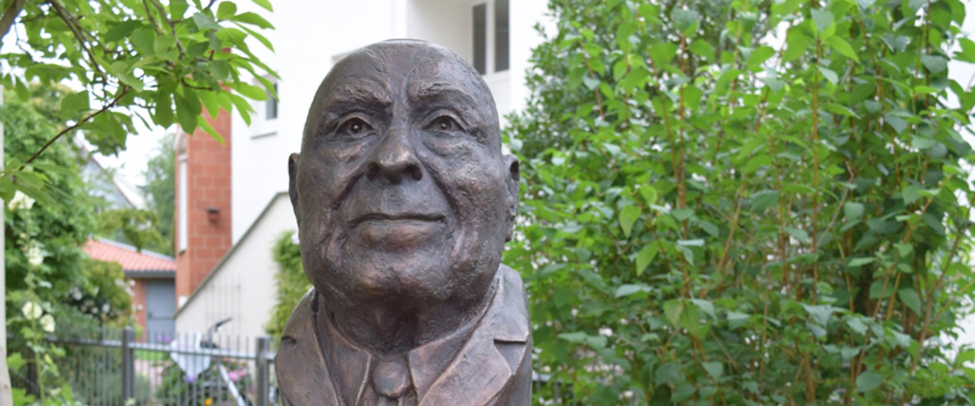 Die Bronzebüste von Leo Trepp. Foto: Stadt Oldenburg