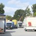 Vorschau: Kranarbeiten beim Aufbau auf dem Kramermarkt am 22. September 2025. Foto: Sascha Stüber