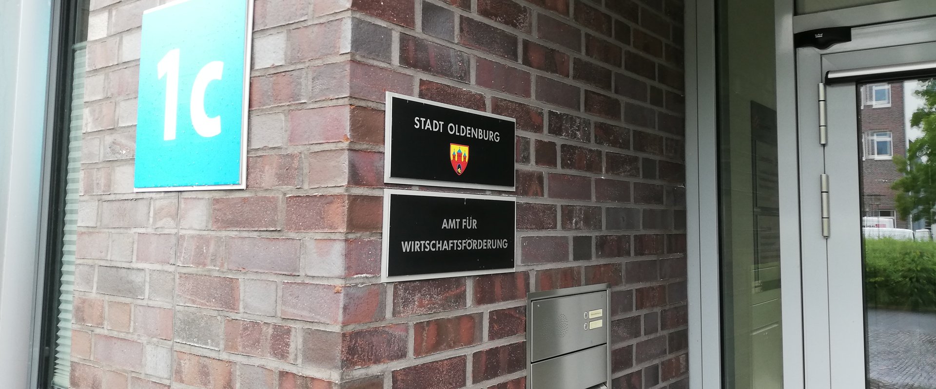Eingangsbeschilderung der Wirtschaftsförderung. Foto: Stadt Oldenburg