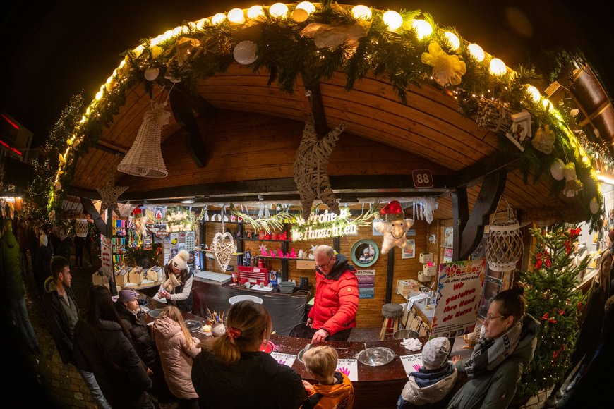 Wachskunst auf dem Lamberti-Markt 2024. Foto: Sascha Stüber