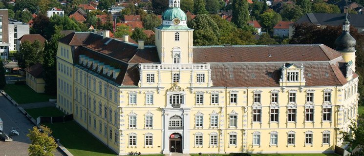 Oldenburger Schloss von oben. Foto: Mittwollen und Gradetchliev