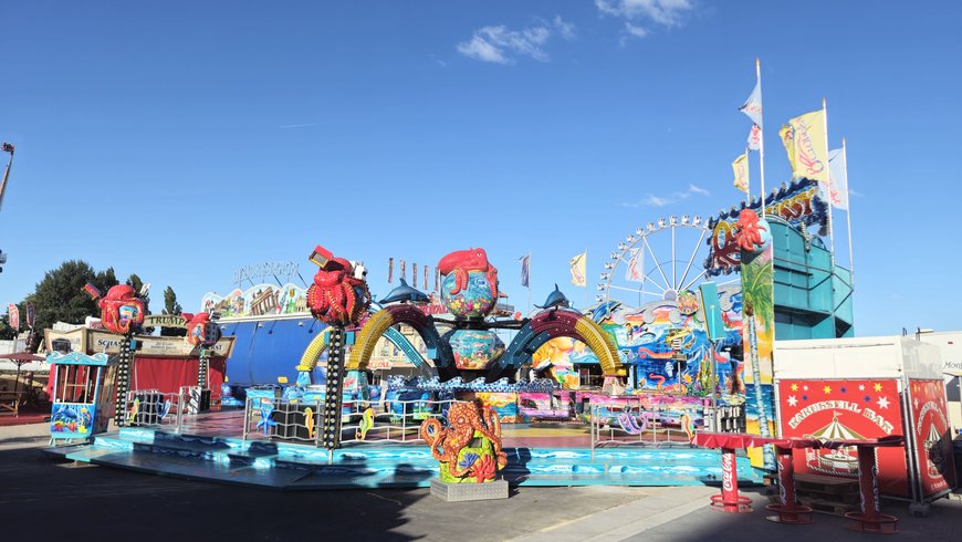 Der Octopussy beim Aufbau auf dem Kramermarkt am 24. September 2025. Foto: Stadt Oldenburg