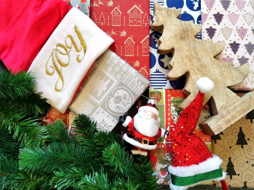 Die Stadtbibliothek bereitet kleine Weihnachtsüberraschungen vor. Foto: Stadt Oldenburg 