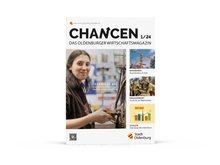 Titelseite von „CHANCEN 1/24“. Das Hauptfoto zeigt eine Auszubildende zur Zweiradmechanikerin bei der Arbeit. Foto: Bonnie Bartusch, Titelseite: Stockwerk2