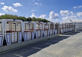 Die Gondeln vom Riesenrad für den Kramermarkt 2025 sind da. Foto: Stadt Oldenburg