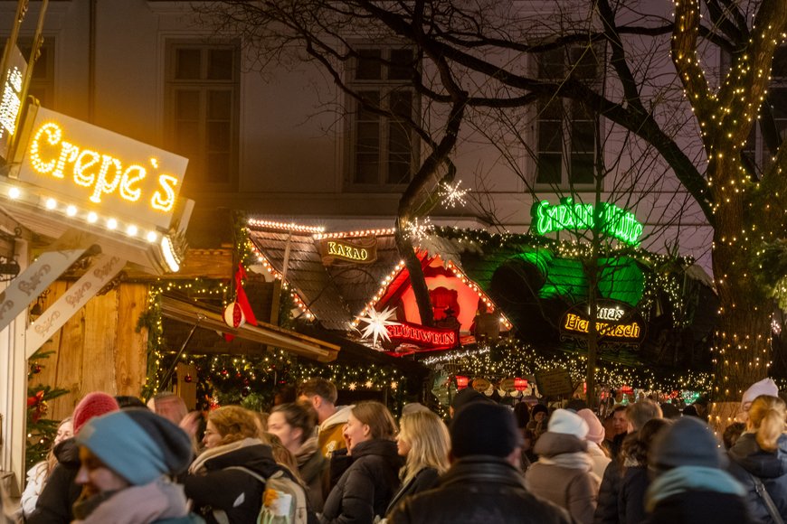 Der Gang hinter der Lamberti-Kirche beim Lamberti-Markt 2024. Foto: Sascha Stüber