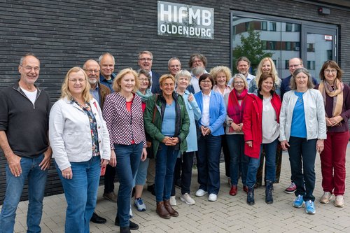 Das Helmholtz-Institut für Funktionelle Marine Biodiversität (HIFMB) war die erste Station der Besuchstour der Ratsmitglieder am 6. Oktober. Foto: Sascha Stüber