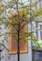 Installation in der Haarenstraße von Neongrey. Foto: Haarenstraßengemeinschaft Installation in der Haarenstraße von Neongrey. Foto: Haarenstraßengemeinschaft