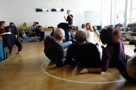 Teilnehmende des Workshops „Mathematik durch Bewegung“. Stadt Oldenburg.