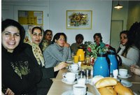 Menschen beim Frühstück. Foto: Stadt Oldenburg