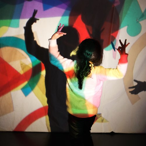 Das Kitakino ist nur eines von über 40 Kulturangeboten, aus denen Oldenburger Kitas im laufenden Kitajahr wählen können. Foto: Ela Müller, Copyright Medienbüro e.V. Das Kitakino ist nur eines von über 40 Kulturangeboten, aus denen Oldenburger Kitas im laufenden Kitajahr wählen können. Foto: Ela Müller, Copyright Medienbüro e.V.