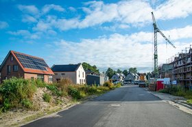 Wohnungsbau im Baugebiet Am Bahndamm. Foto: Mittwollen und Gradetchliev