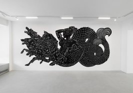 Aus der Ausstellung „BAD NEWS“: „Skylla, das Meeresungeheuer“, ein großformatiger Papierschnitt von Sonja Yakovleva. Bereitgestellt von der Künstlerin und Robert Goldberg, Berlin. Foto: Roman März