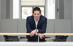 Professor Dr. Sebastian Lehnhoff ist Vorstandsvorsitzender des Informatikinstituts OFFIS in Oldenburg. Foto: OFFIS/Bonnie Bartusch Professor Dr. Sebastian Lehnhoff ist Vorstandsvorsitzender des Informatikinstituts OFFIS in Oldenburg. Foto: OFFIS/Bonnie Bartusch