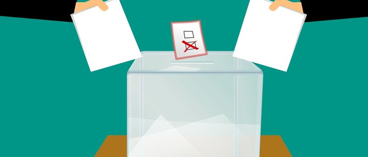 Wahlurne mit Stimmzetteln. Foto: mohamed Hassan/Pixabay