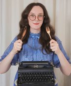 Poetry Slammerin Mia Heuse aus Hildesheim. Foto: privat Poetry Slammerin Mia Heuse aus Hildesheim. Foto: privat
