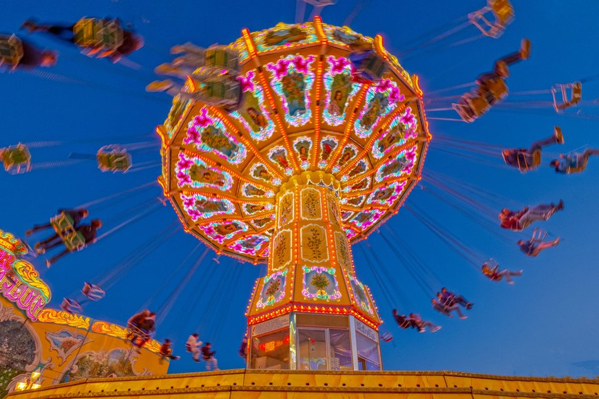 Der Wellenflug auf dem Kramermarkt 2024. Foto: Sascha  Stüber