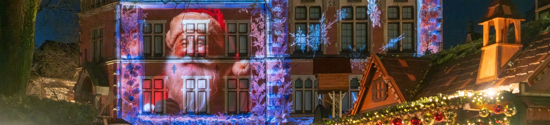 Das Video-Mapping am Alten Rathaus. Foto: Sascha Stüber
