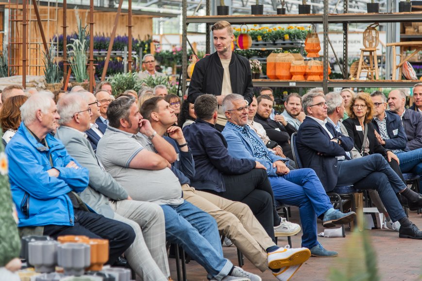 Interaktion mit dem Publikum. Foto: Imke Folkerts