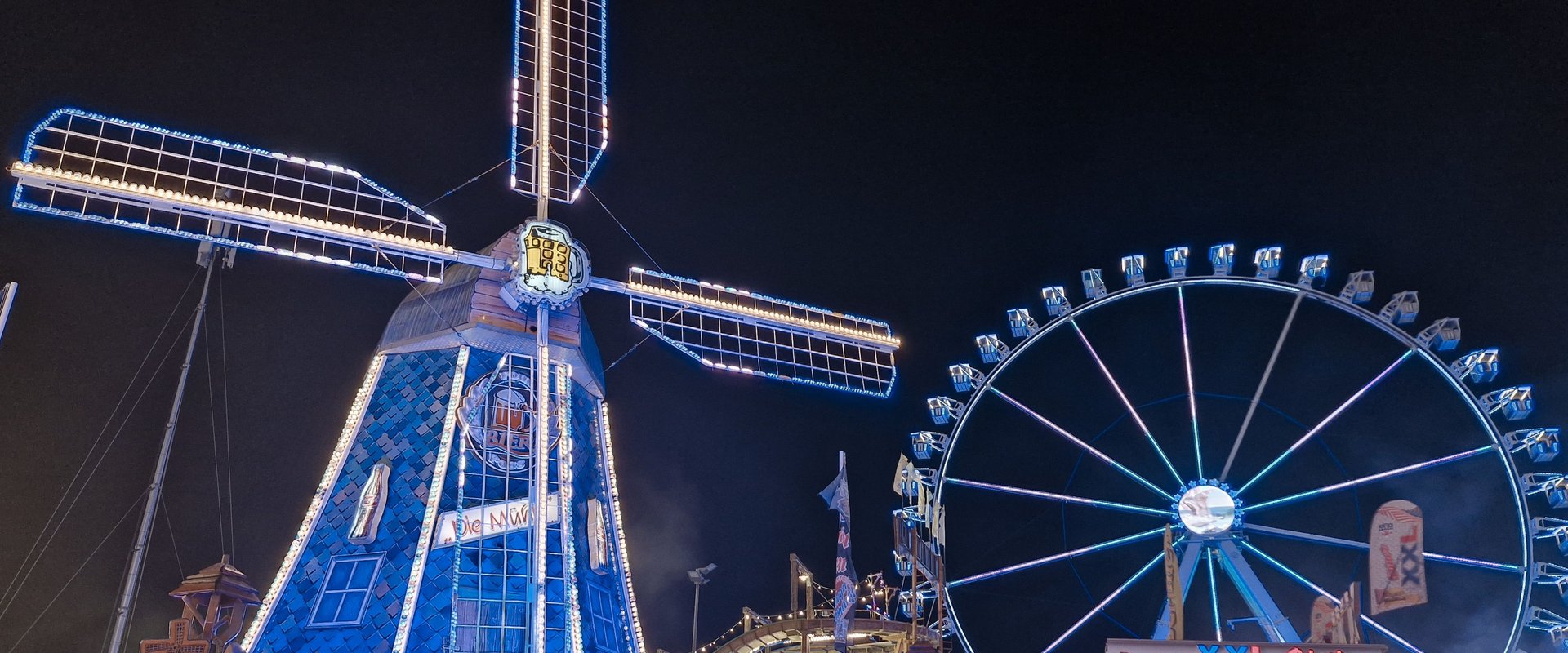 „Die Mühle“ und das Riesenrad auf dem Kramermarkt 2025. Foto: Stadt Oldenburg