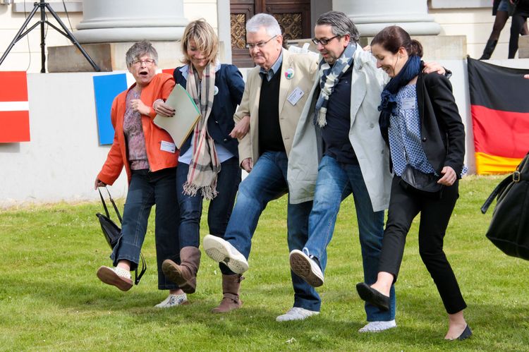 Tanzeinlage im Rahmen der Veranstaltung „Aktives Altern“. Foto: Hergen Griesbach/CeWe Color