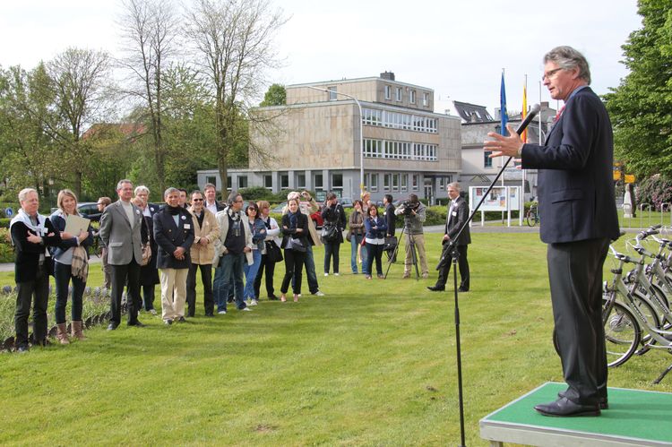 OB Schwandner eröffnet Thementag „Aktives Altern“. Foto: Hergen Griesbach/CeWe Color