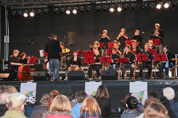 Musikmarathon: Konzert auf dem Schlossplatz. Foto: Hergen Griesbach/CeWe Color