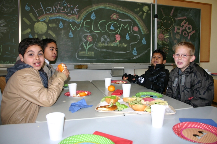 Stadt Gemeinsames Frühstück in der Heiligengeisttorschule. Foto: Stadt Oldenburg