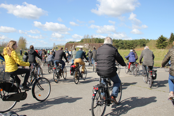 Stadt Oldenburg Bürgerinnen und Bürger bei der Fahrradtour. Foto: Stadt Oldenburg