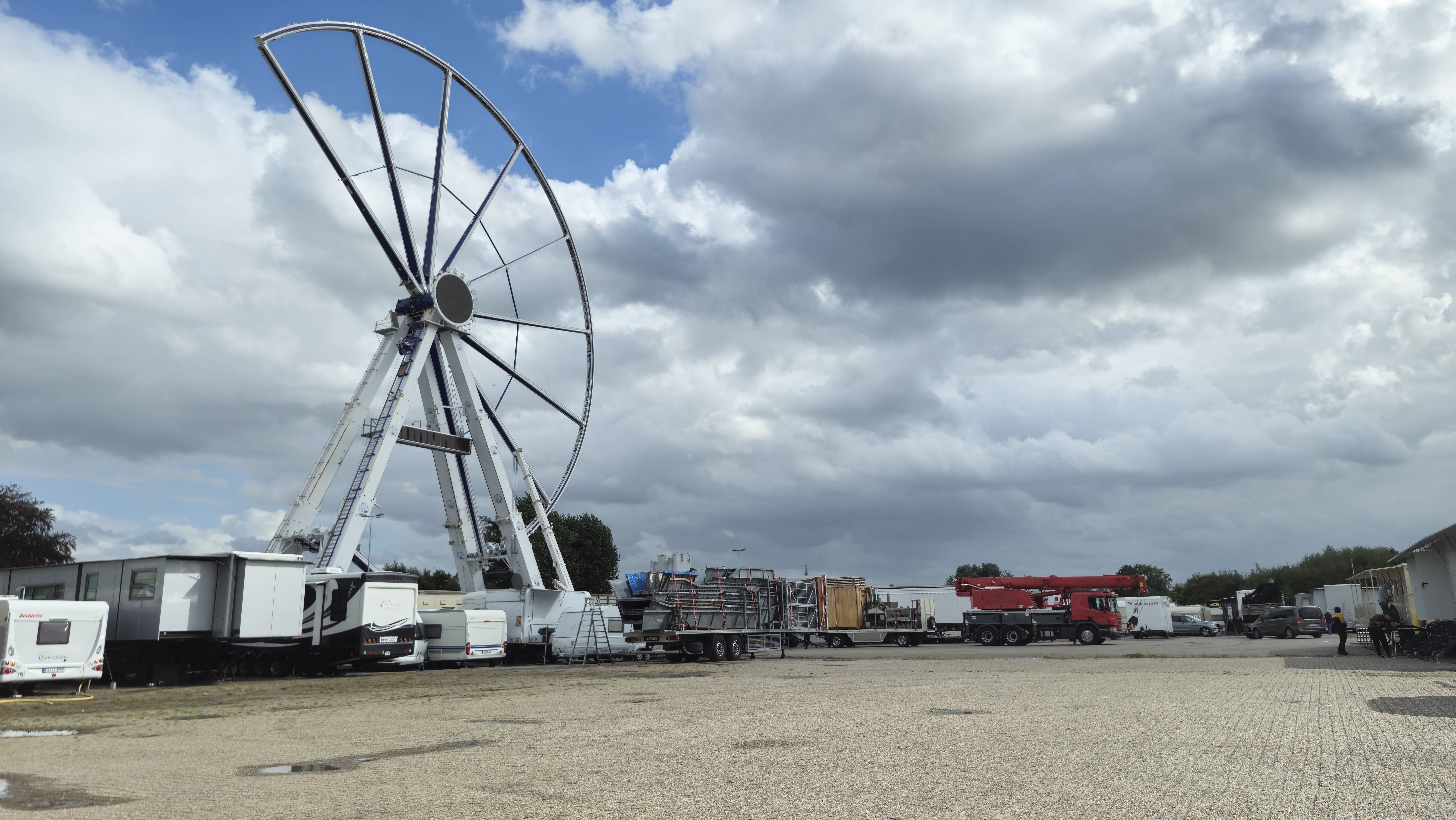 Der Aufbau vom Kramermarkt am 15. September 2025. Foto: Stadt Oldenburg