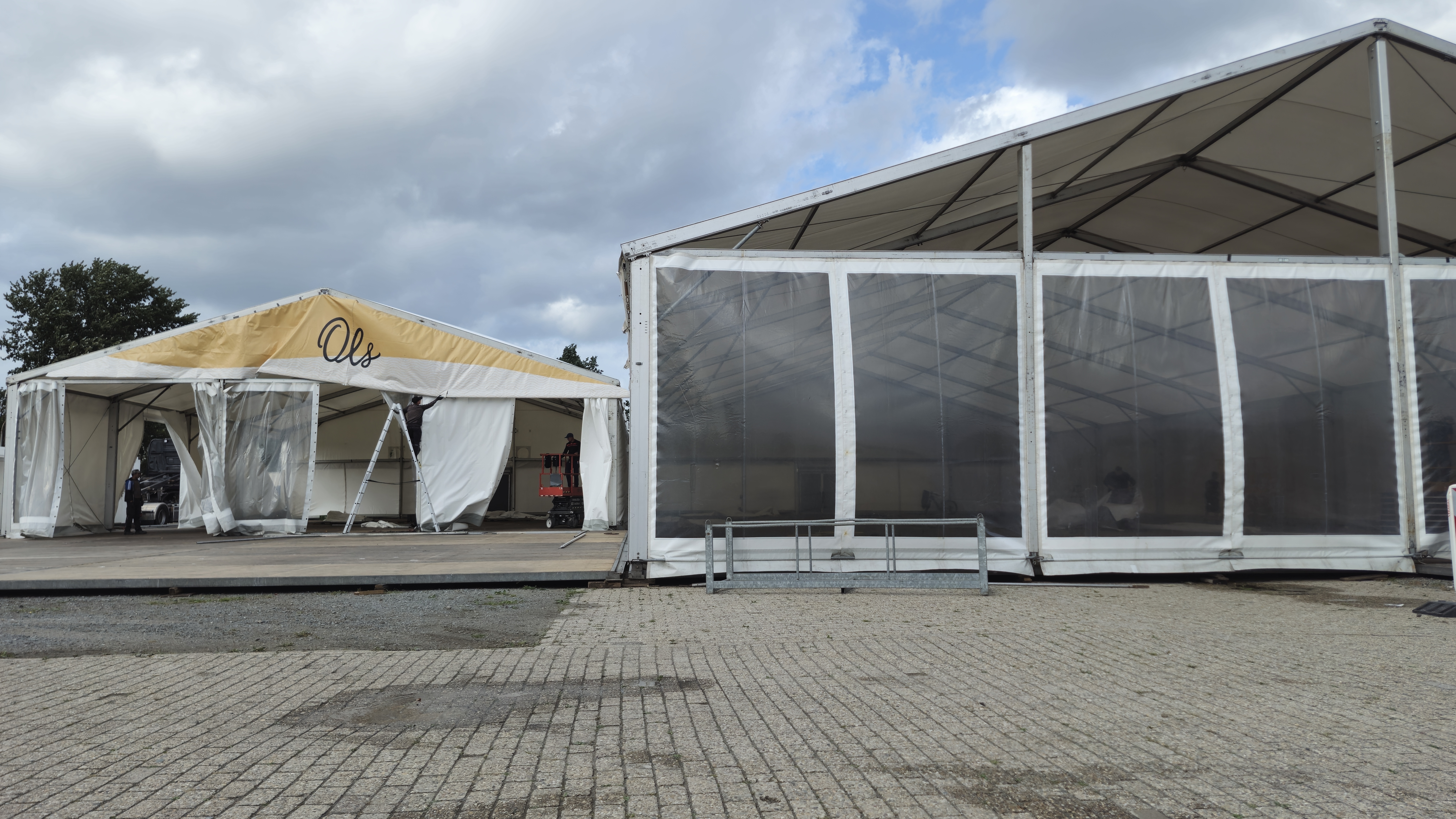 Der Aufbau vom Kramermarkt am 15. September 2025. Foto: Stadt Oldenburg
