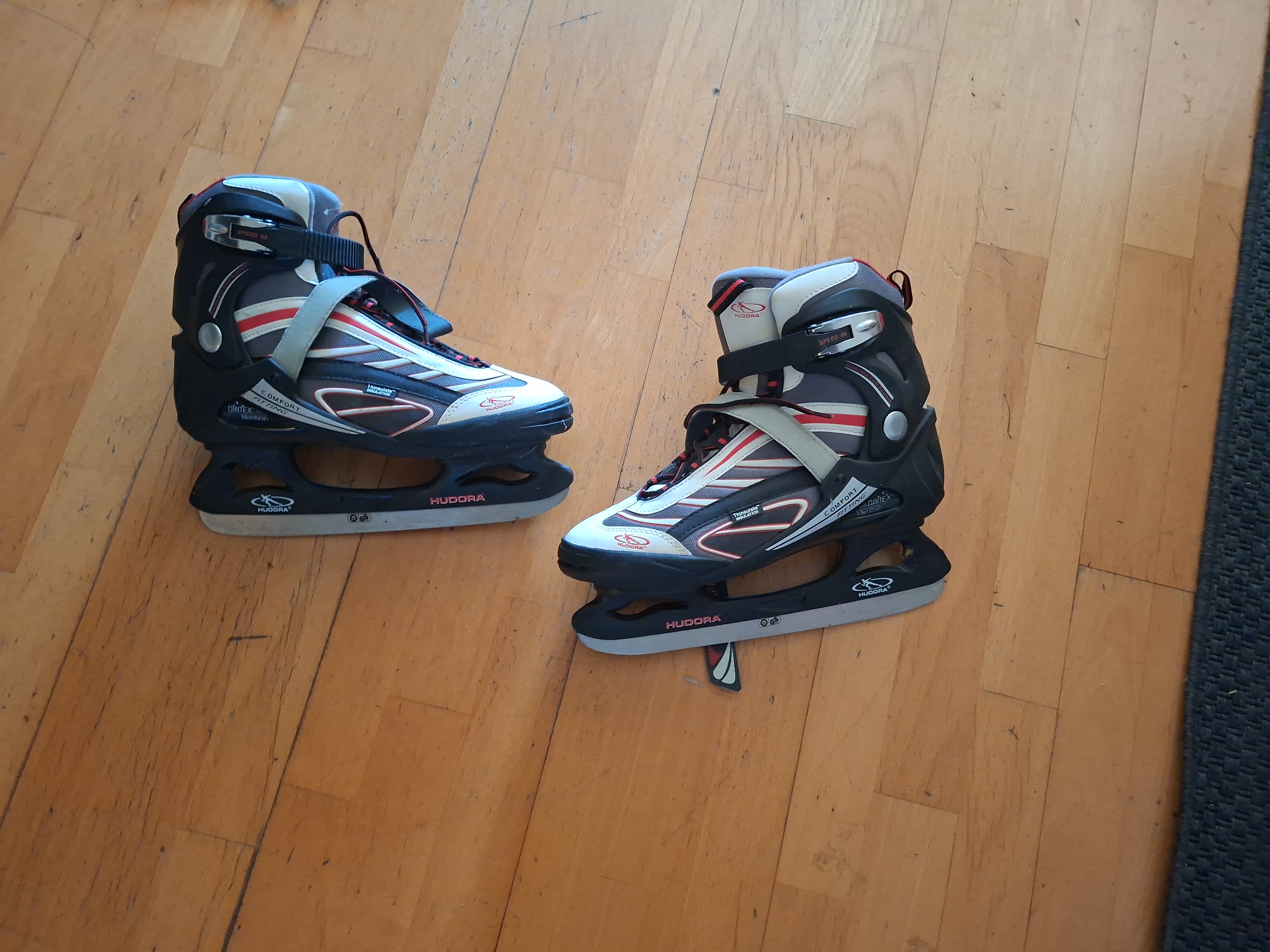 Schlittschuhe Größe 45