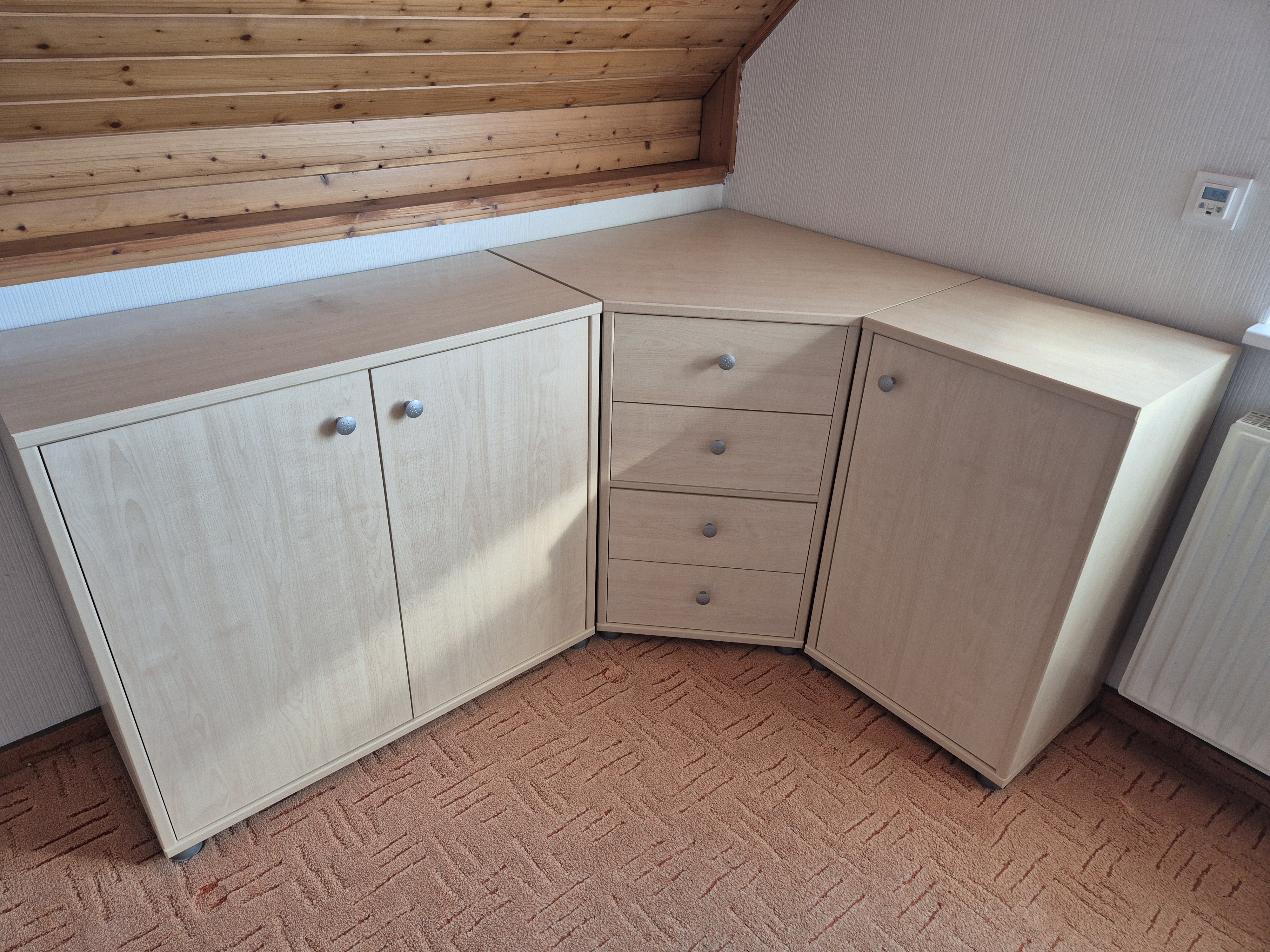 Büromöbel (3-teilig) - zu verschenken