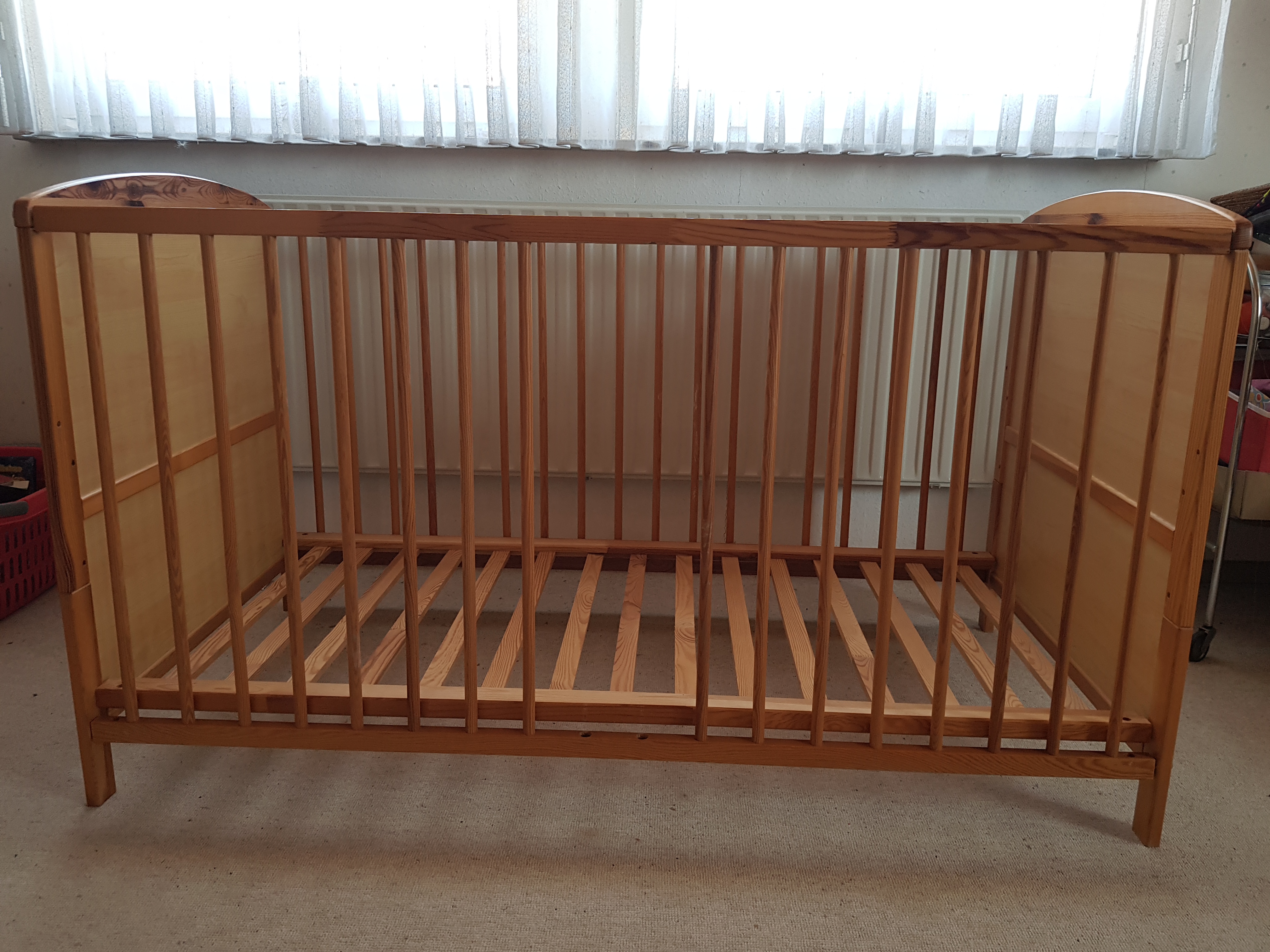 Kinderbett/Babybett