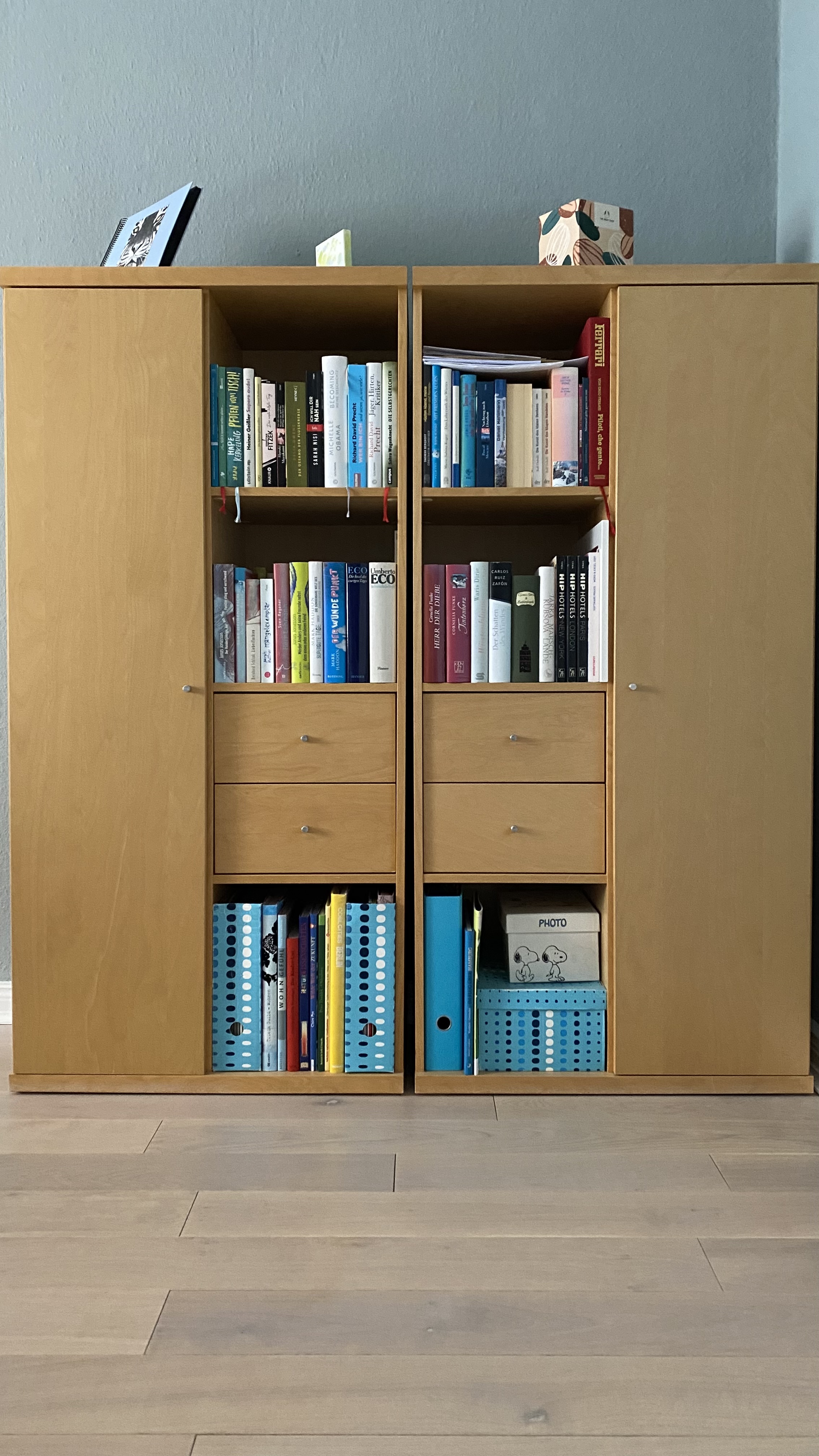 2x Schrank/1xVitrine