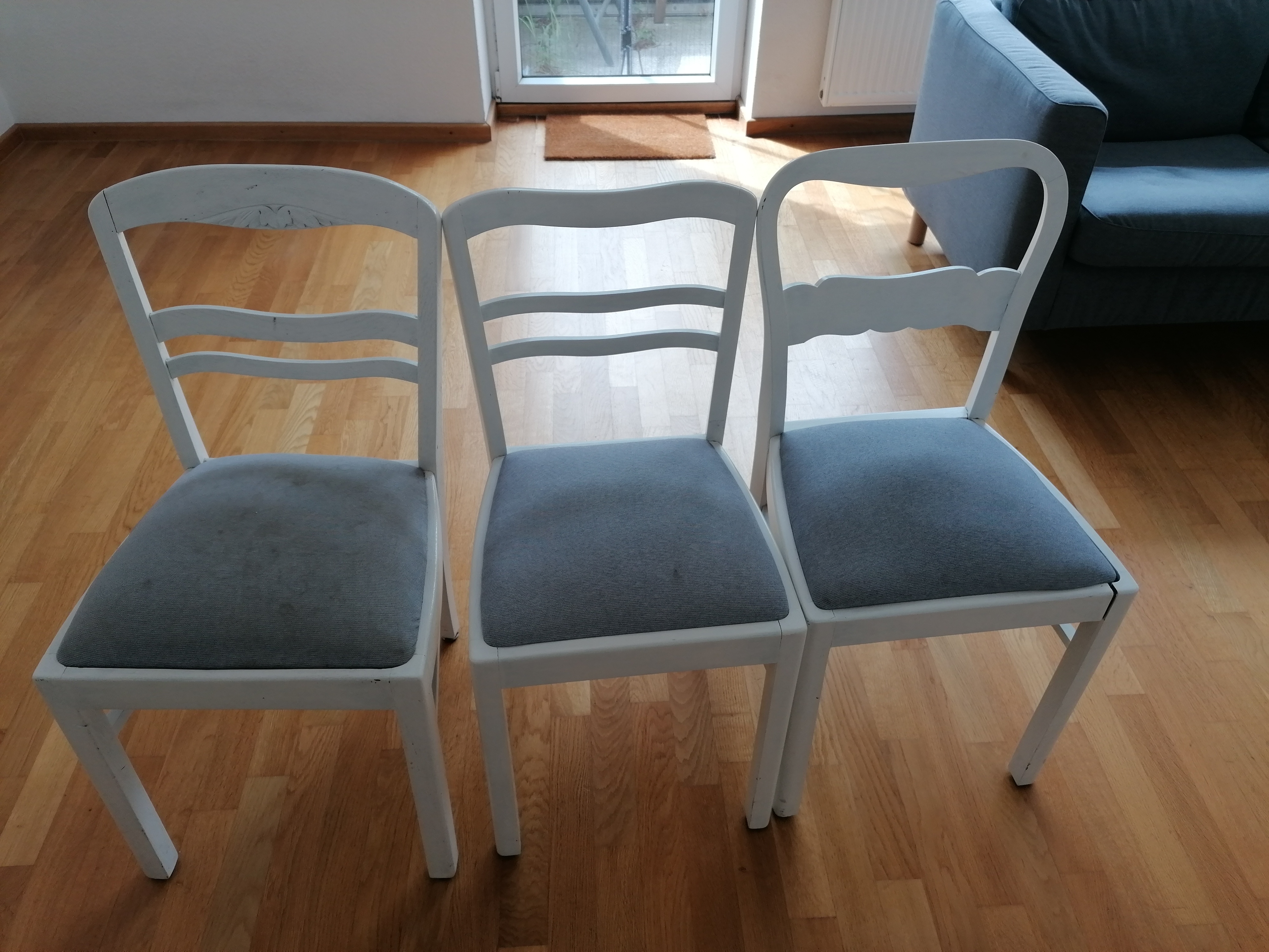3 Stühle